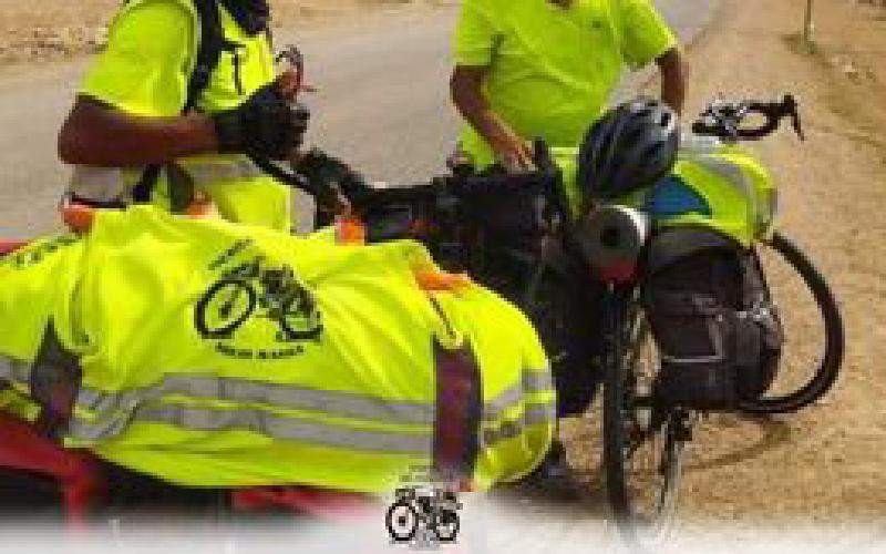 Cyclotouristes marocains au Niger